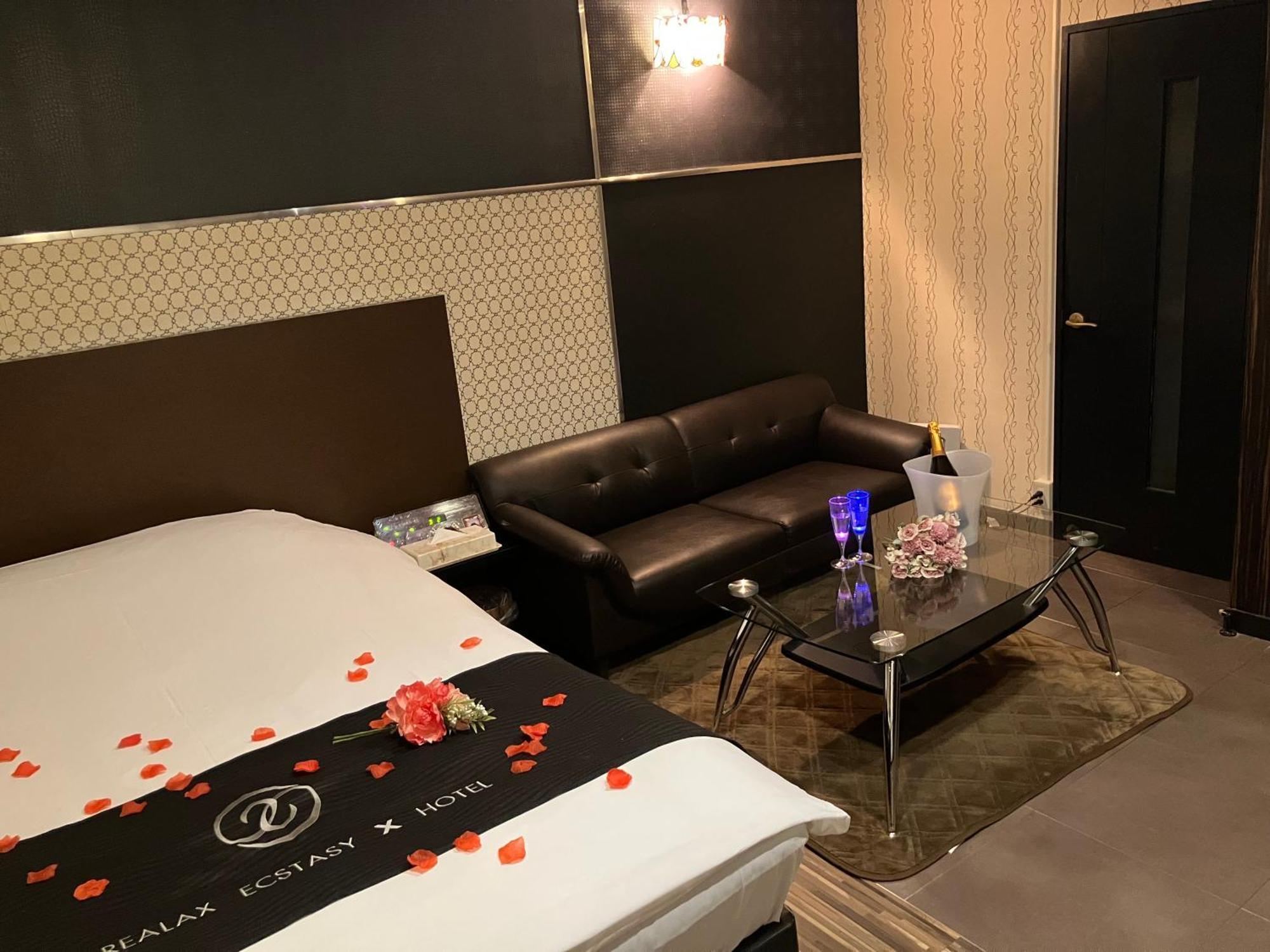 X Hotel - Adult Only- Sayama Esterno foto